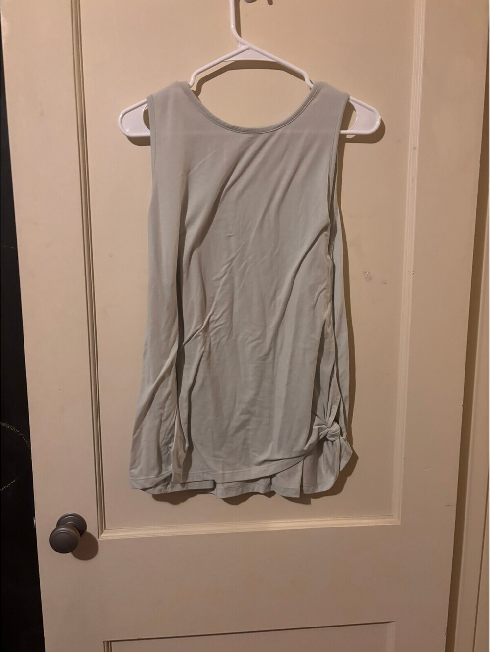 Light gray sleeveless top XXL
